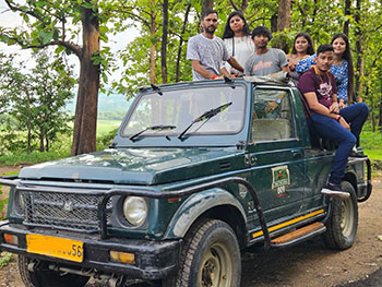 Jungle safari booking in Tadoba